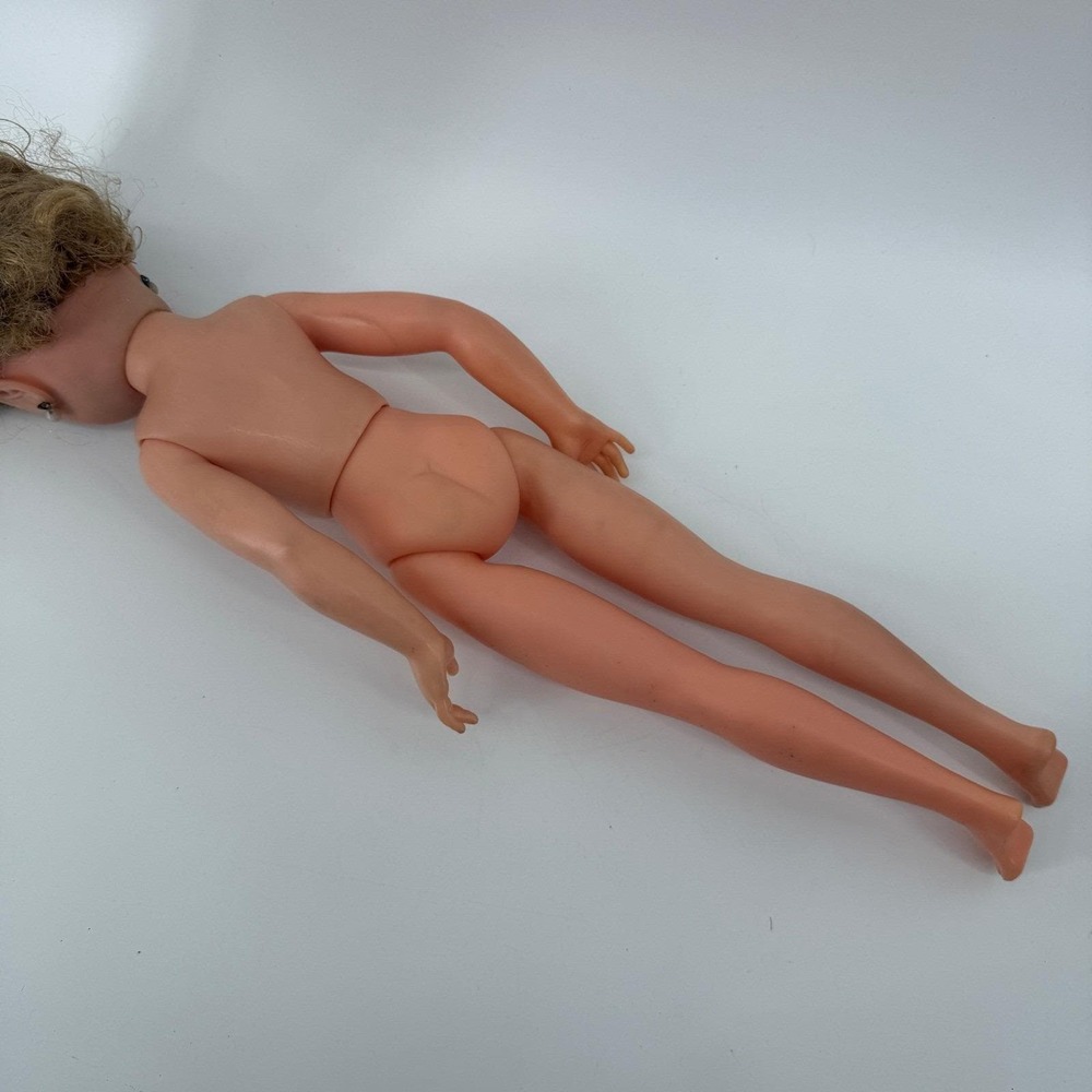 Vintage 1950s Uneeda 20" Fashion Doll 14R-1 Sleep Eyes Blonde Hair Pierced Ears - Picture 13 of 16